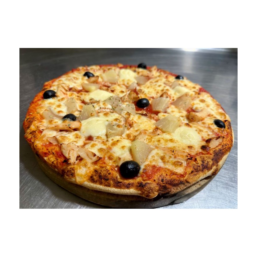 Pizza HAWAI. Tomate, Mozzarella, Poulet, Ananas